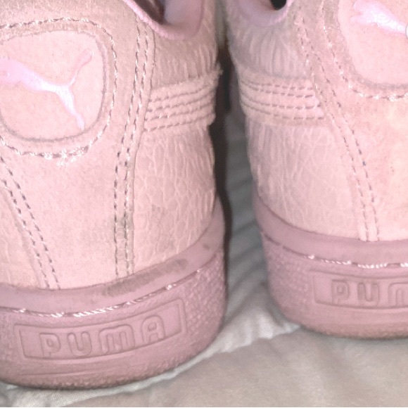 Pink Suede Pumas!   Barely worn-they look new!  Feel free to ask any questions. - Picture 6 of 6